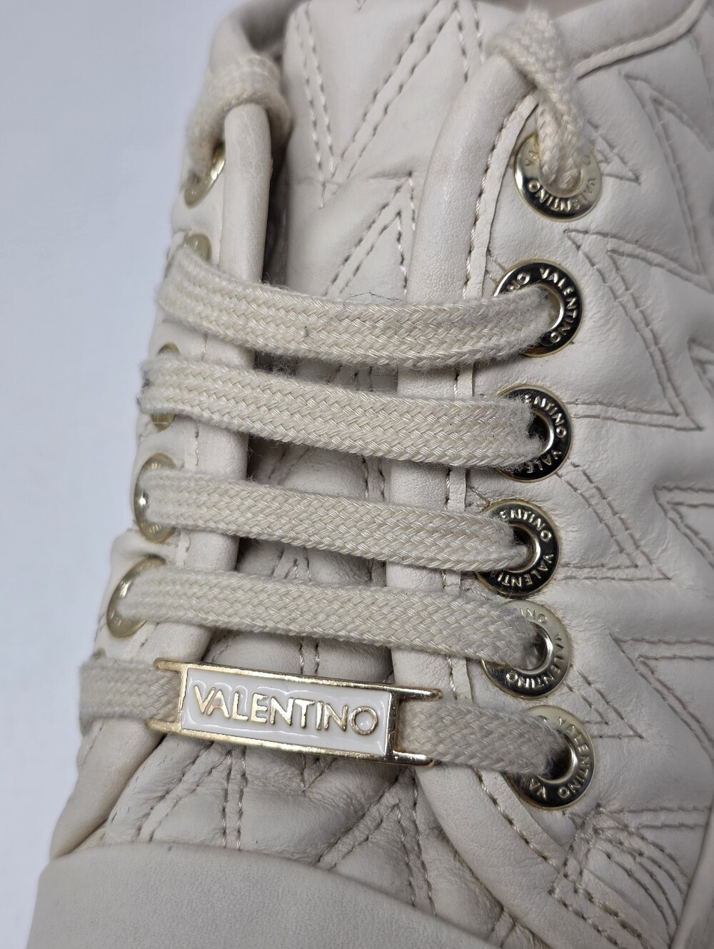 Valentino by Mario Valentino Women's Sneakers Size 6.5 Pre-owned - Picture 10 of 12